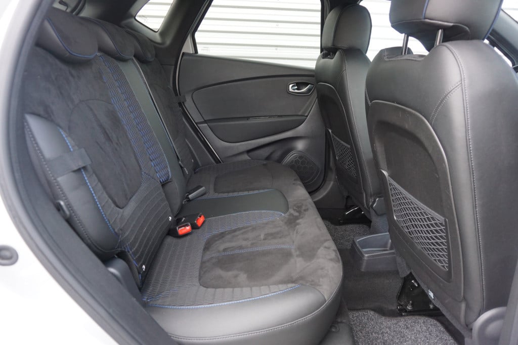 Renault Captur 1.3 tce version s automaat - airco / navi / cruise / camera 