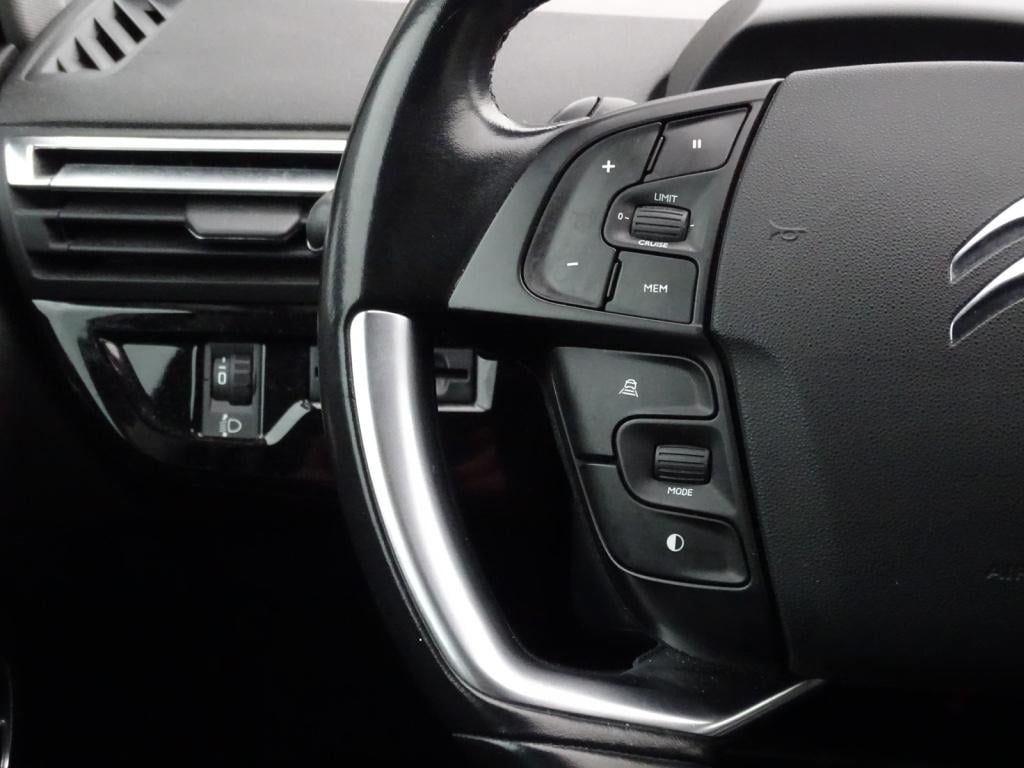 Citroen C4 Picasso 1.2 puretech shine automaat | camera | trekhaak