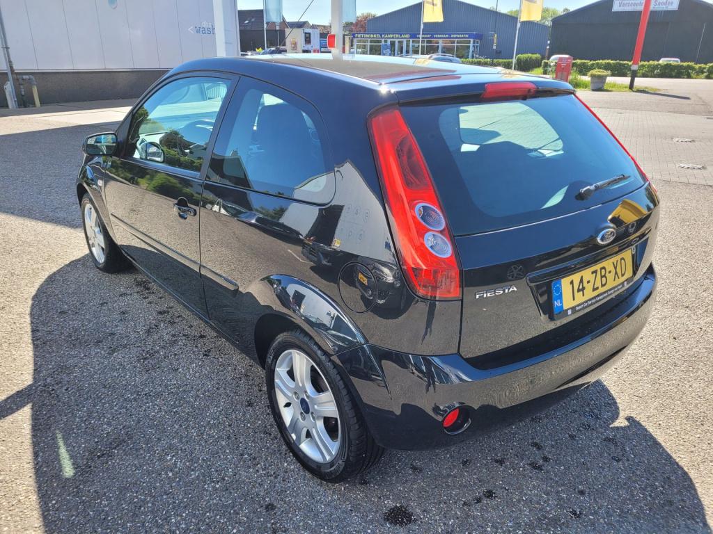 Ford Fiesta 1.3-8v futura