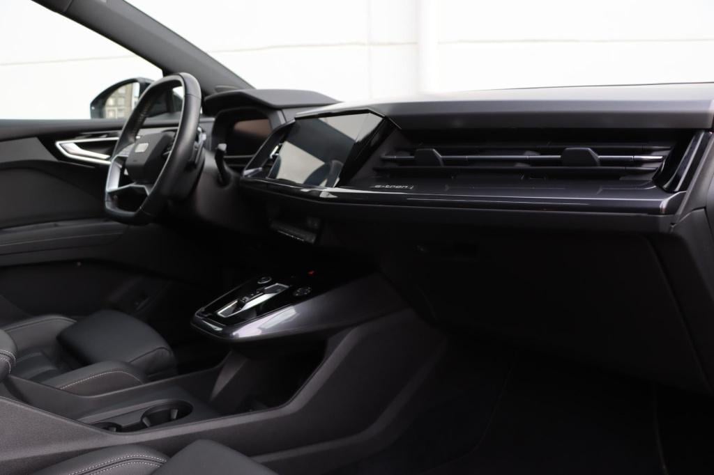 Audi Q4 E-tron 40 launch edition s competition 77 kwh