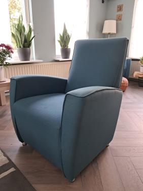 2 stuks Fauteuil kleur petrol 93cm hoog x 80 breed x 75 diep