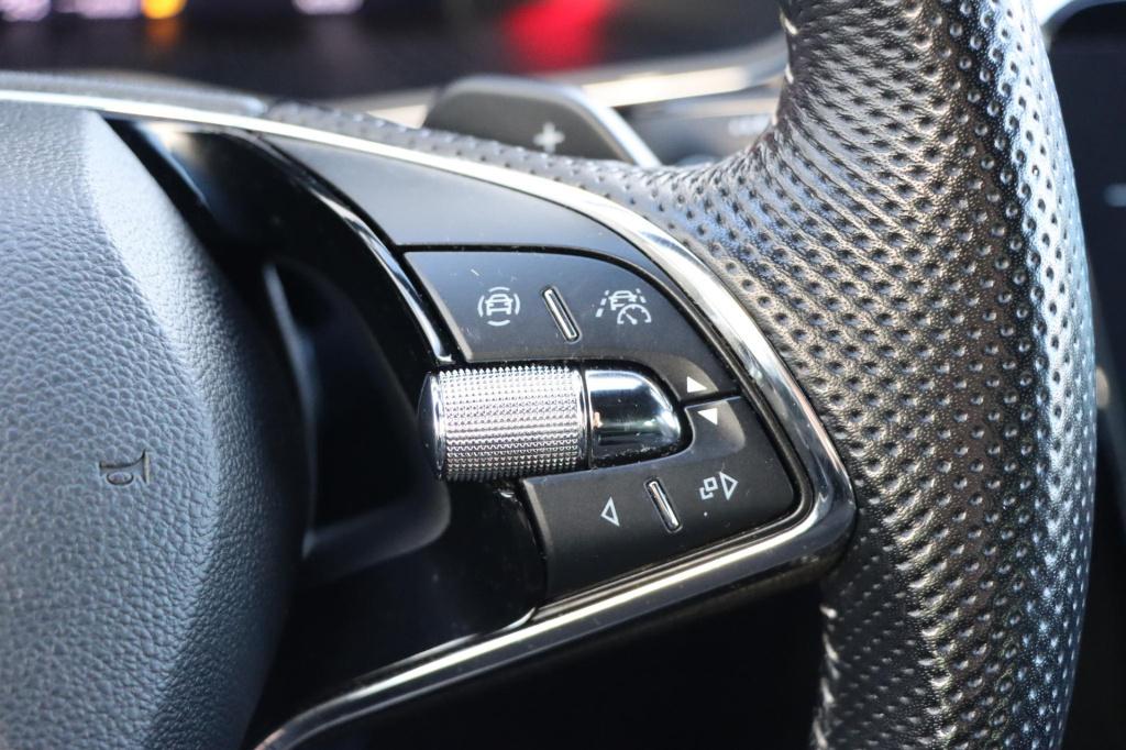 Skoda Superb combi 1.4 tsi iv sportline business 218pk dsg6