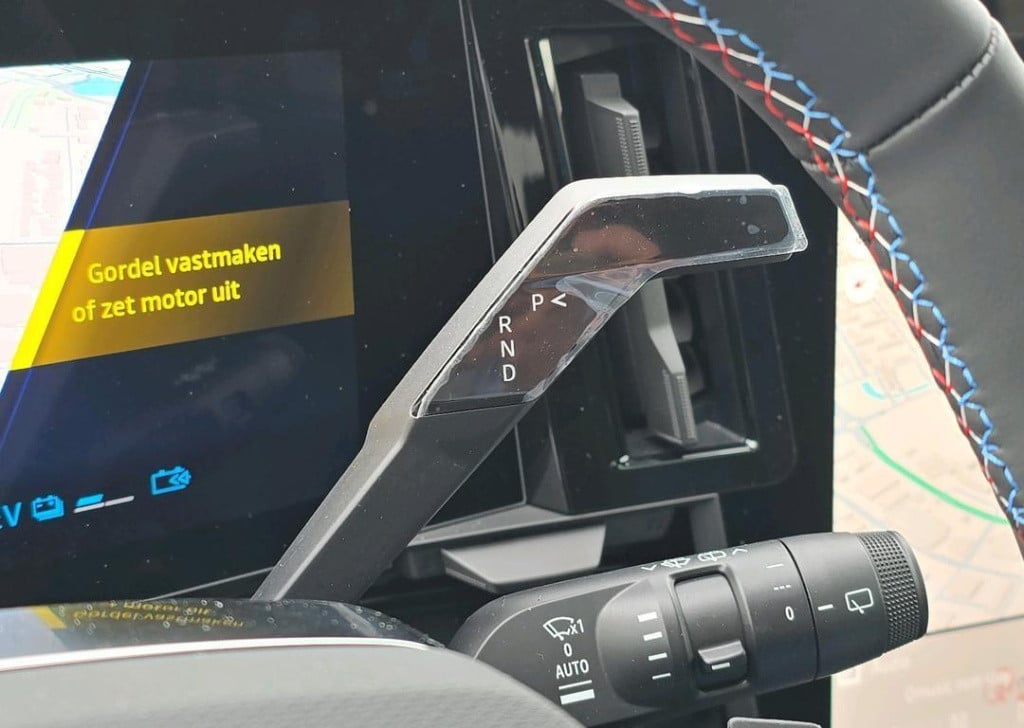 Renault Austral 1.2 e-tech full hybrid 200 iconic esprit alpine harman/kard
