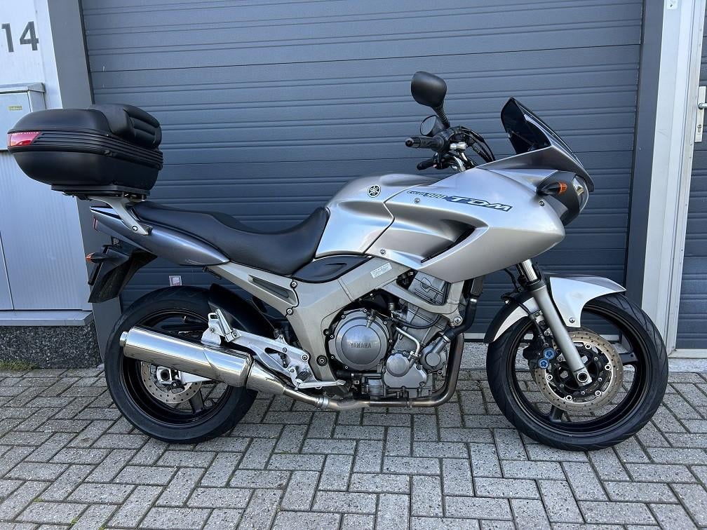 Mooie Yamaha TDM900 uit 2003 met slechts 29980 km, topkoffer €3300,-