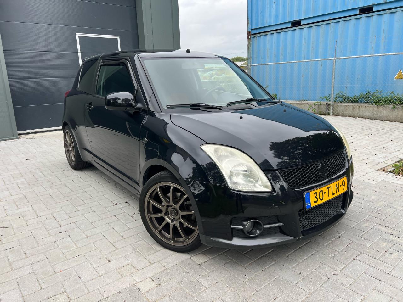 Suzuki Swift 1.6 Sport Velgen Dubbel uitlaat