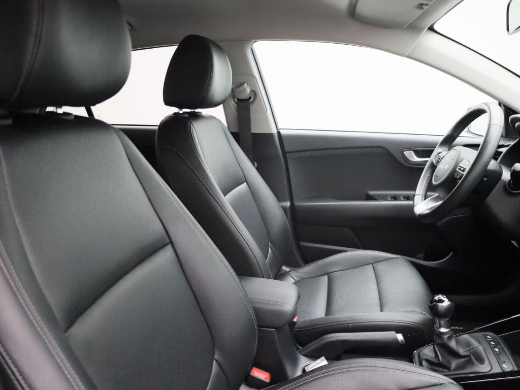 Kia Rio 1.2 dynamicplusline | lmv | leder | navigatie | parkeer sensoren | 