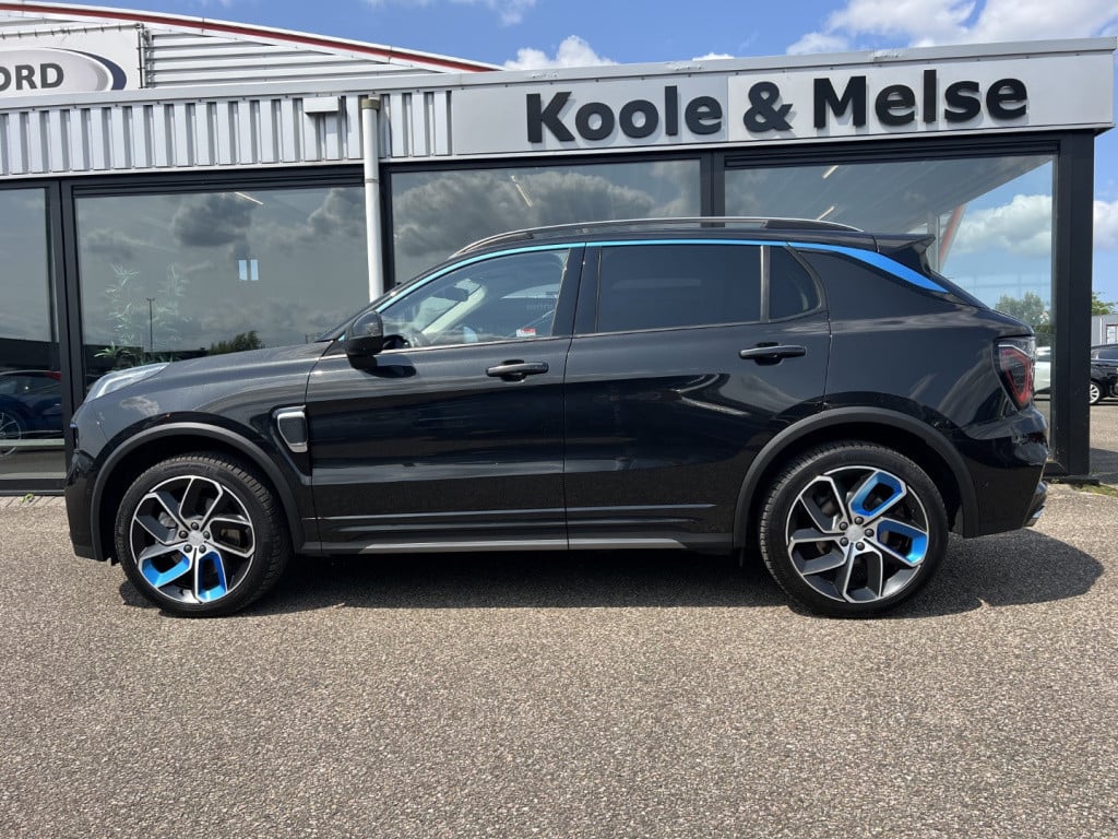 Lynk & Co 01 1.5 261pk plug in hybrid , panodak , 360 camera , adaptive cc