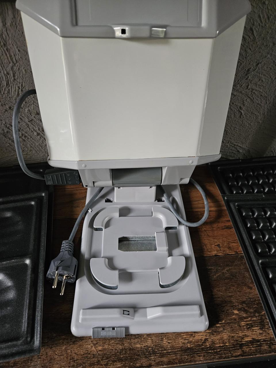 Vintage Tefal Multi-Snack reverso met diverse bakplaten