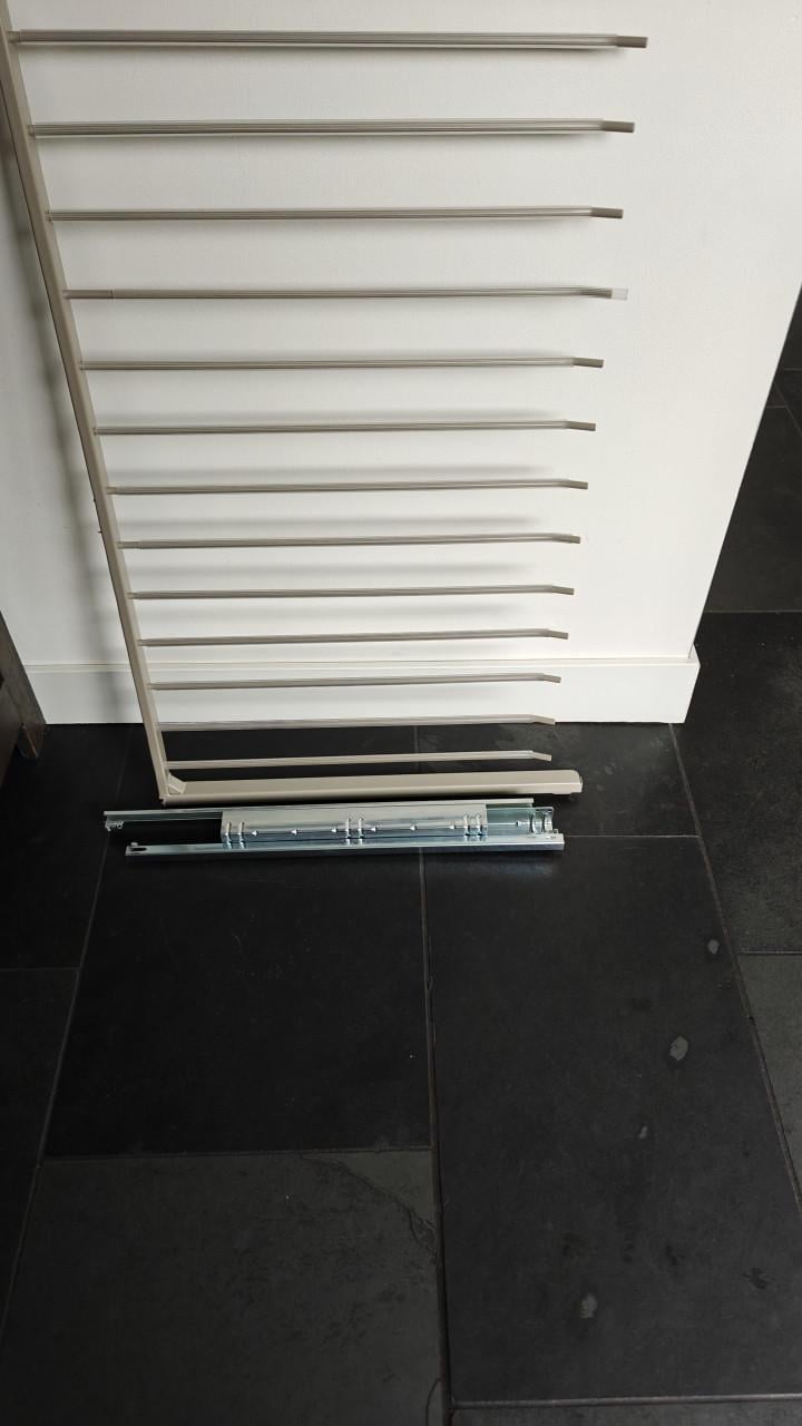 Broeken hanger voor in kast