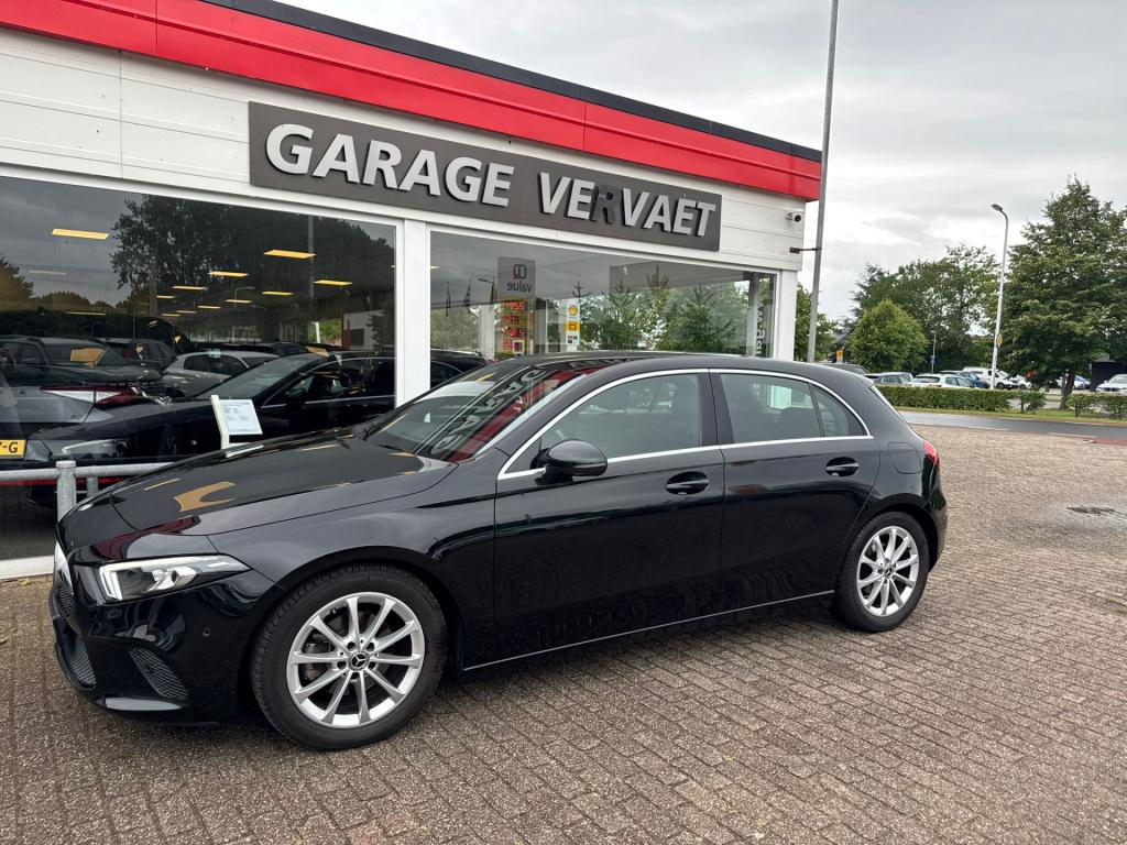 Mercedes-Benz A-Klasse 180 business solution plus upgrade