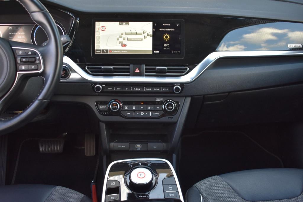 Kia E-niro dynamicline 64 kwh | soh 100% | dealer onderhouden | nap | apple