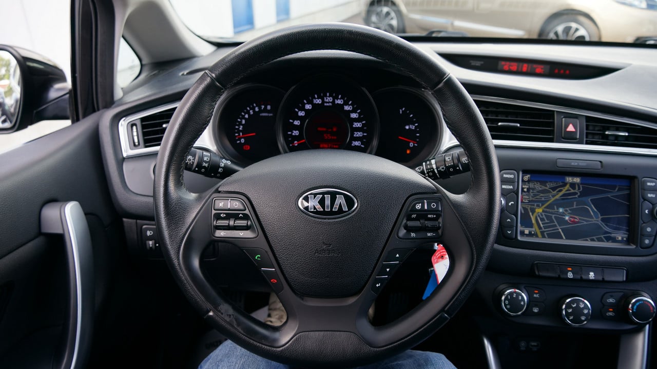 Kia cee'd 1.6 GDI First Edition rijklaar incl garantie