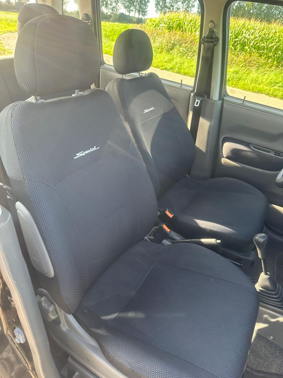 Hoge instap!  Suzuki wagon r+  'Special' uitvoering