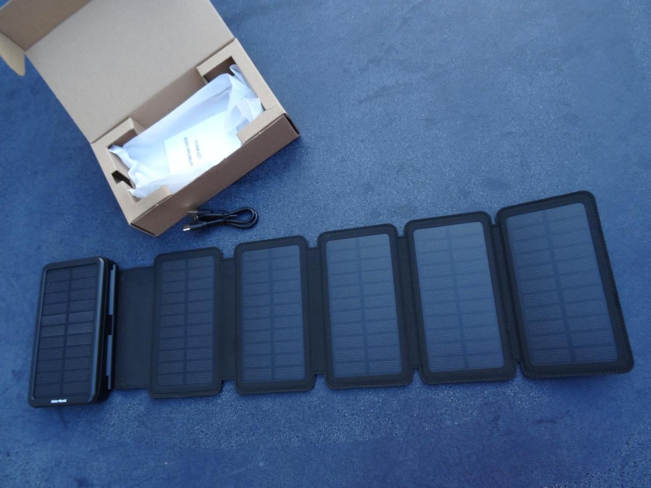 Powerbank 20.000 mAh met zonnepaneel – Nieuw