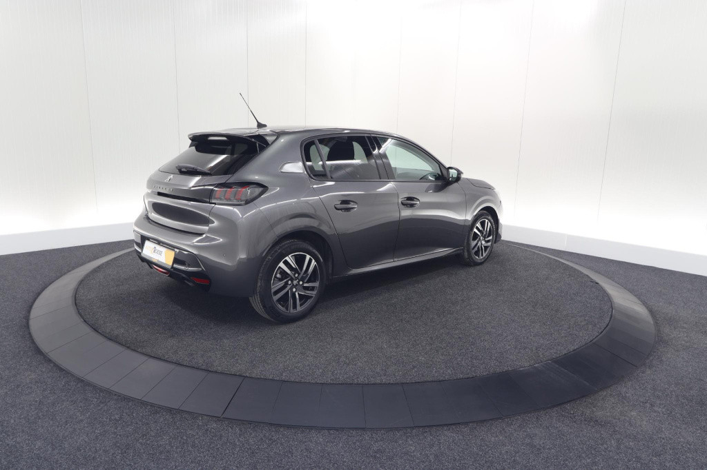 Peugeot 208 puretech 100 allure pack | camera | apple carplay | stoelverwar