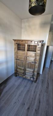 Houten antieke kast