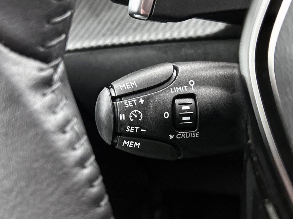 Peugeot 208 hybrid 110 pk automaat allure | rijklaar | 360 camera | navigat