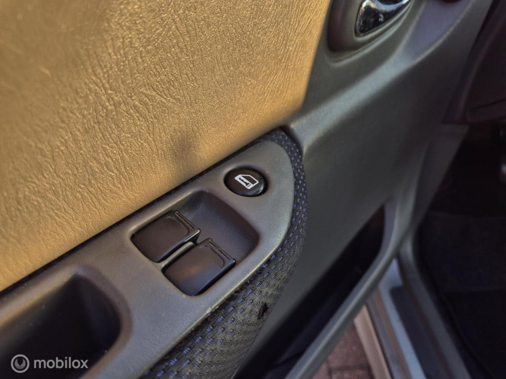 Suzuki Wagon R 1.3 special nieuwe apk / bluetooth radio