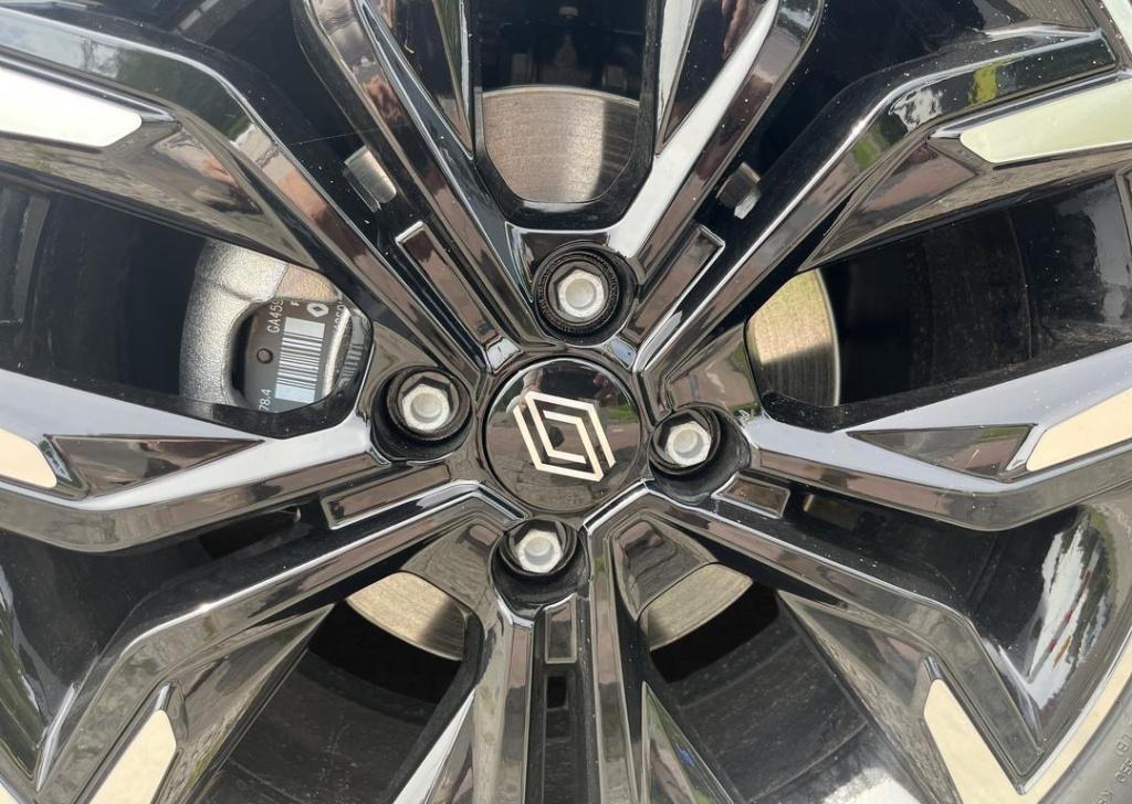 Renault Clio 1.0 tce 90 gpf techno - demo / pack driving & safety / pack ci