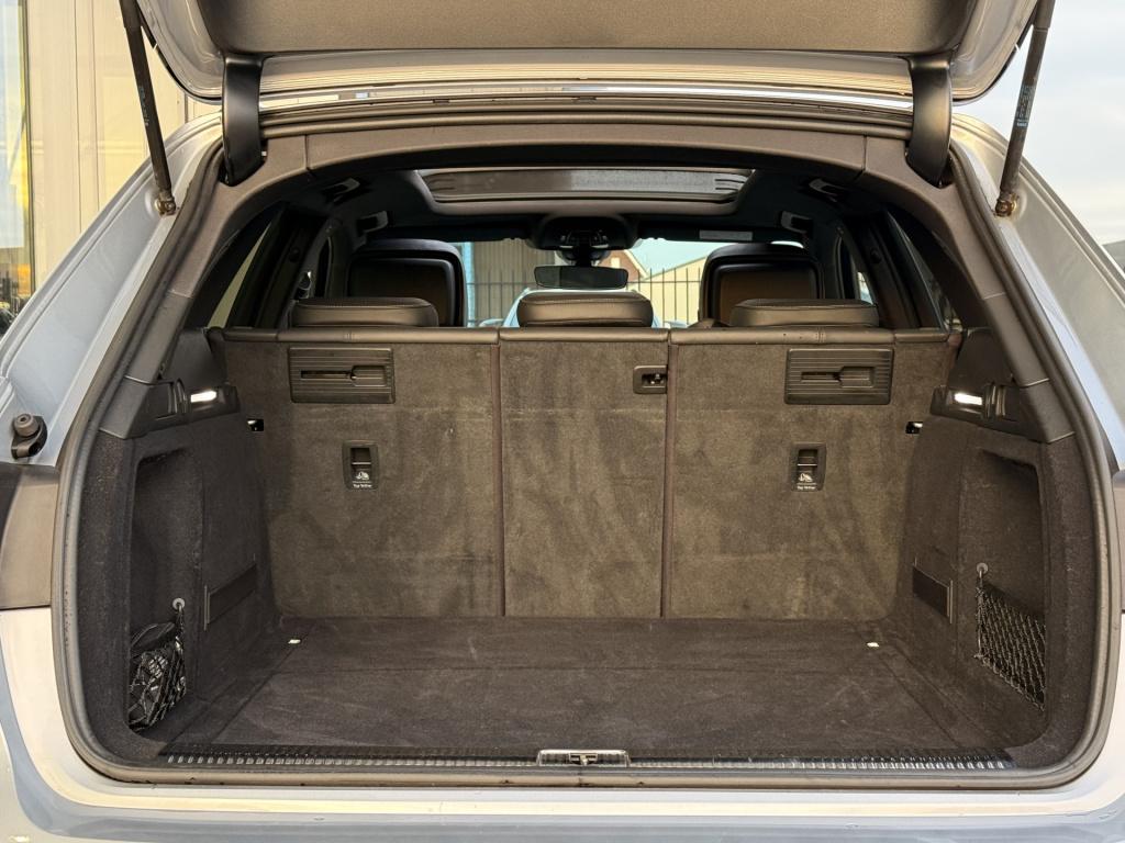 Audi A4 avant 2.0 tfsi s-line | pano | acc | 360 camera | sfeerverlichting 