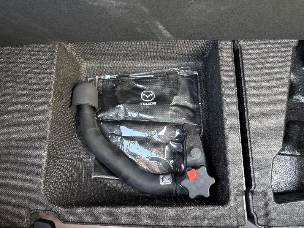 Mazda 3 2.0 e-sa-g homura als nieuw!