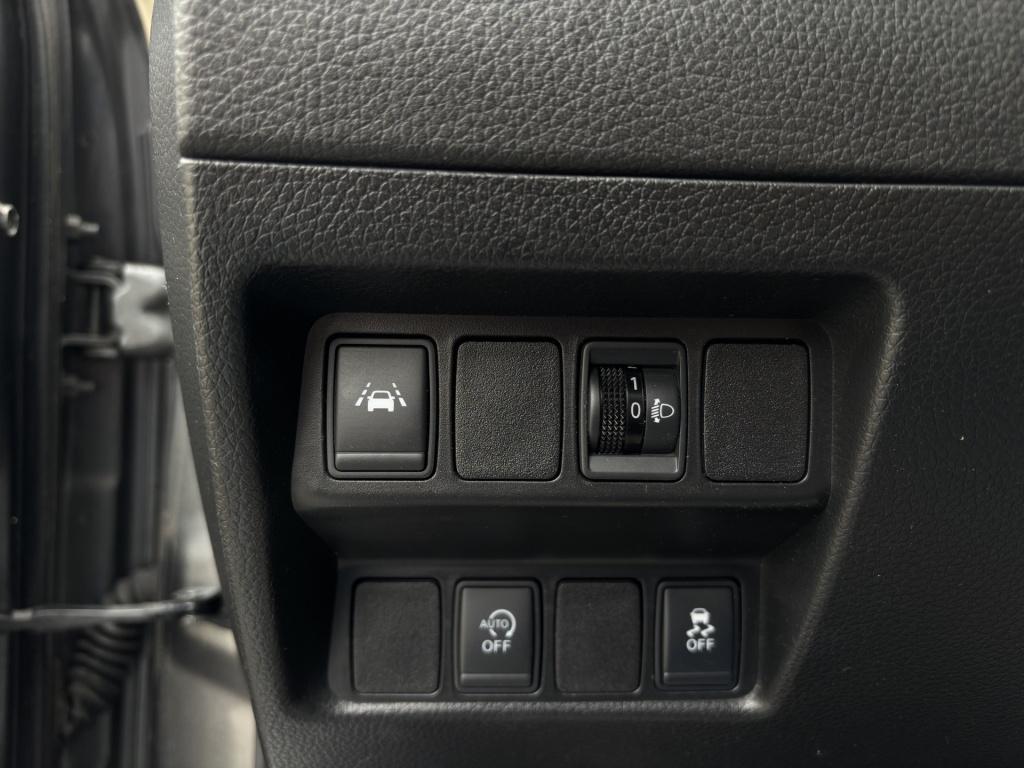 Nissan Qashqai 1.6 n-connecta | 164pk | 1500kg trekgewicht | 360* camera | 