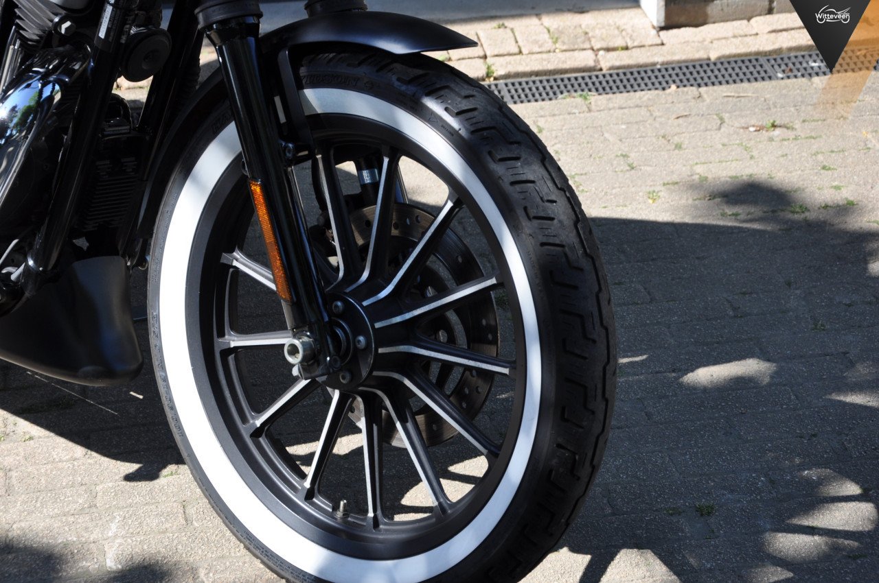 Harley-Davidson Sportster 883 N Iron