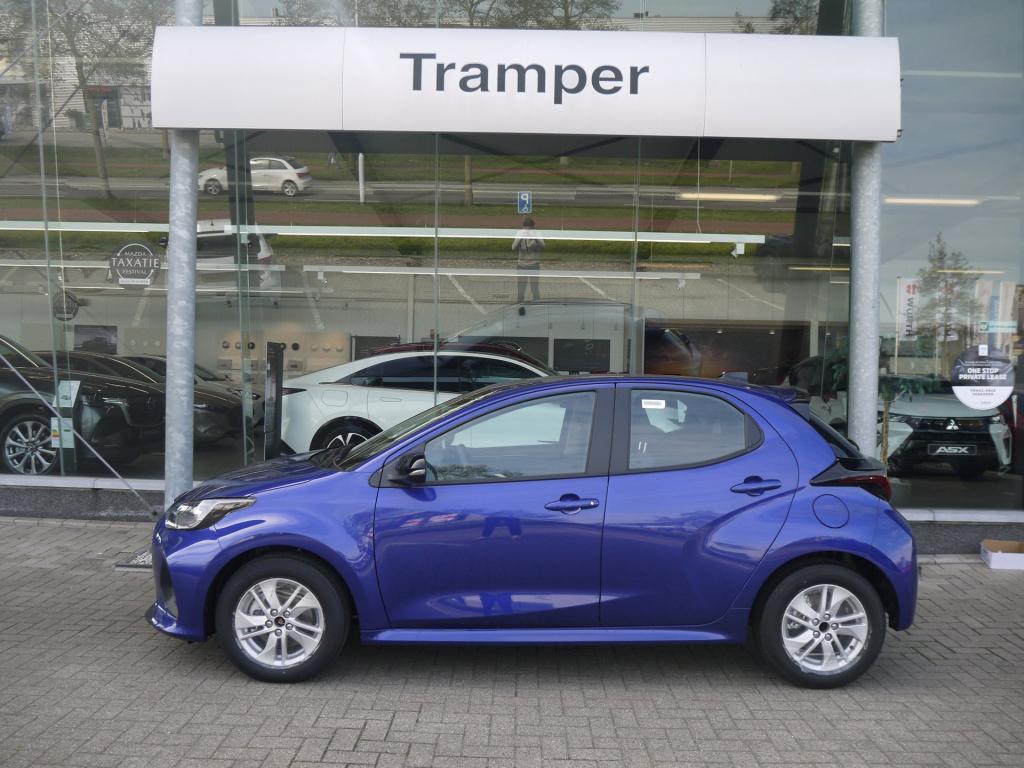 Mazda 2 Hybrid 1.5 centre-line