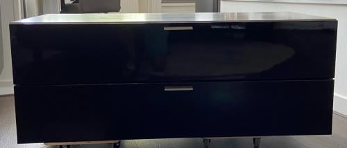 Design lage kast 47 h x 56 d x 120 l cm