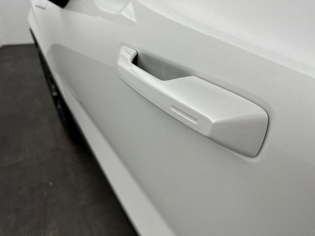 Volvo Ex30 plus europa black edition