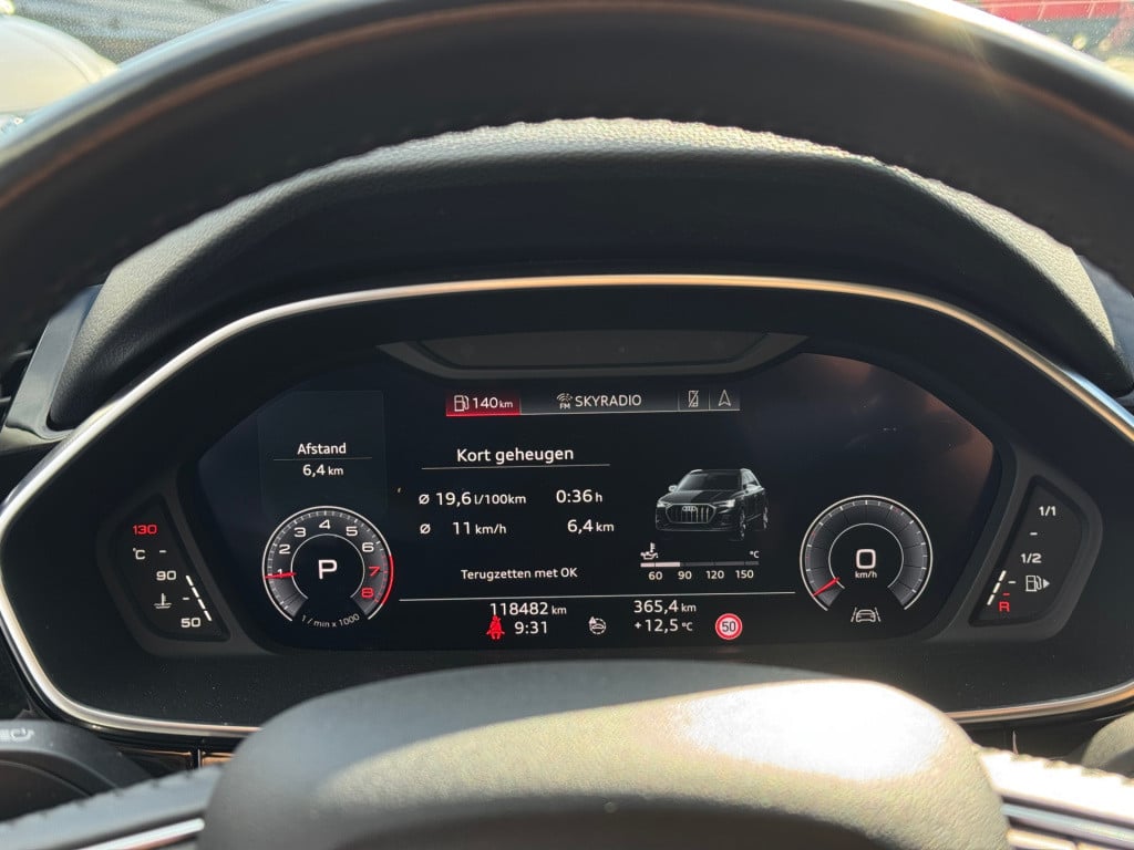 Audi Q3 35 tfsi * camera * matrix led * leer * keyless * trekhaak
