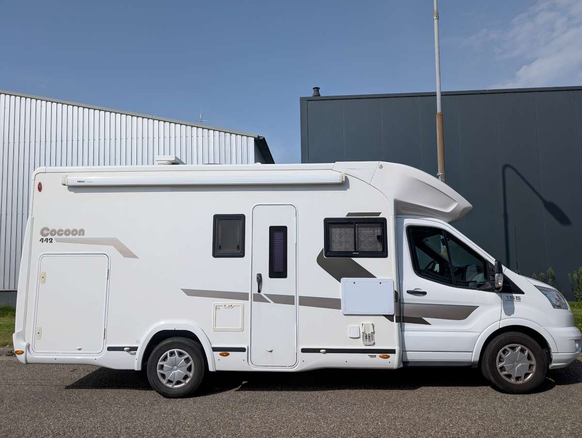 Benimar Cocoon 442 - 25000km - Zonnepaneel - Zeer netjes