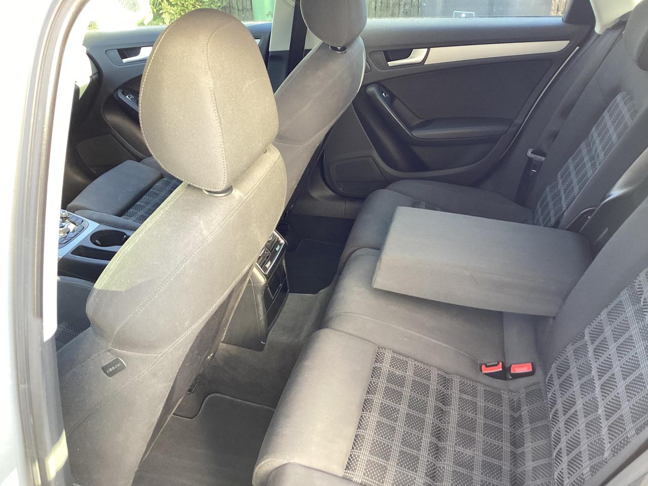 Audi A4 1.8 TFSI, Zilvergrijs Met, 2012, Autom, Airco, Alu velgen, izgst