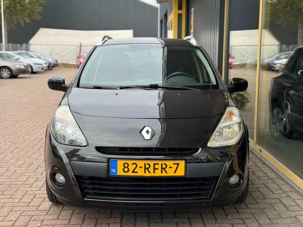 Renault Clio estate 1.2 tce collection