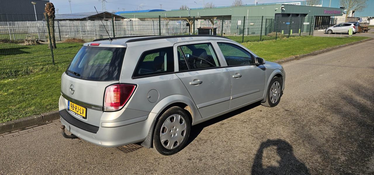 Opel Astra Wagon 1.6 Enjoy Airco!