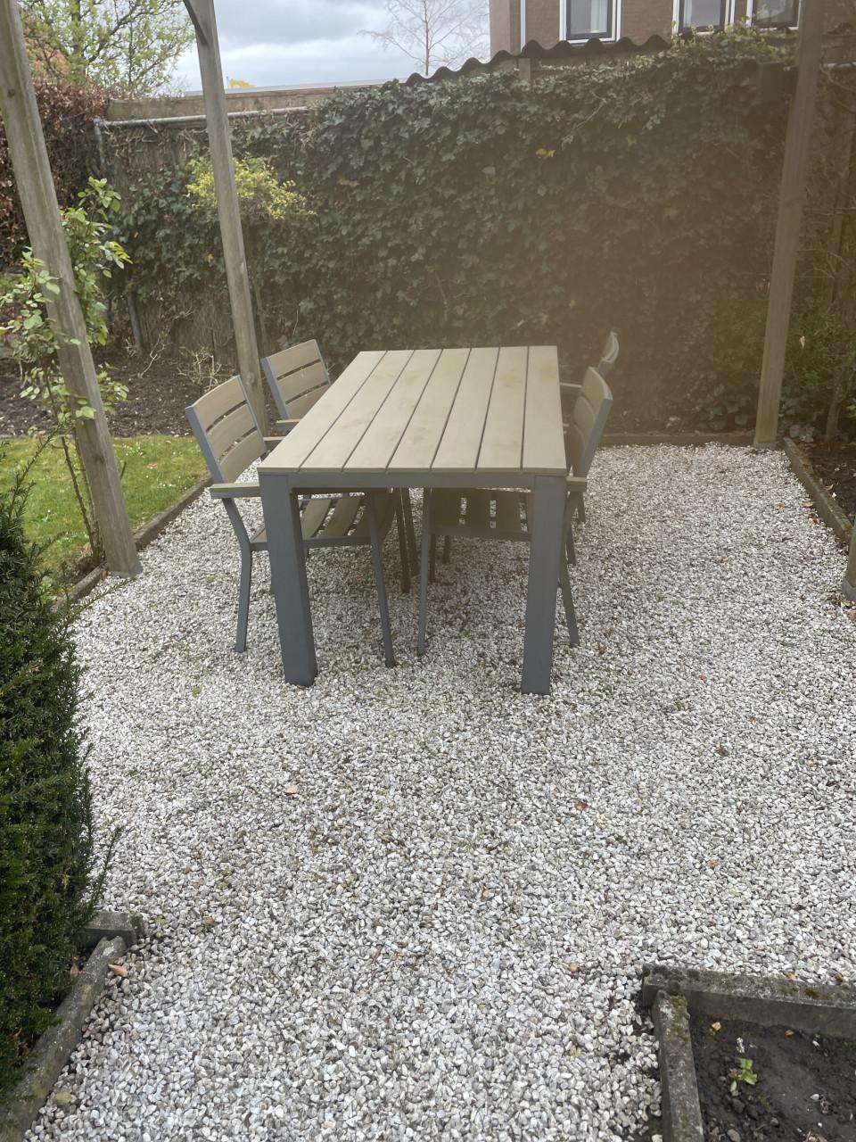 Tuintafel met 4 stoelen