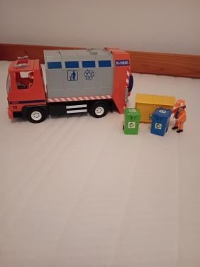 Playmobil.vuilniswagen en ladderwagen