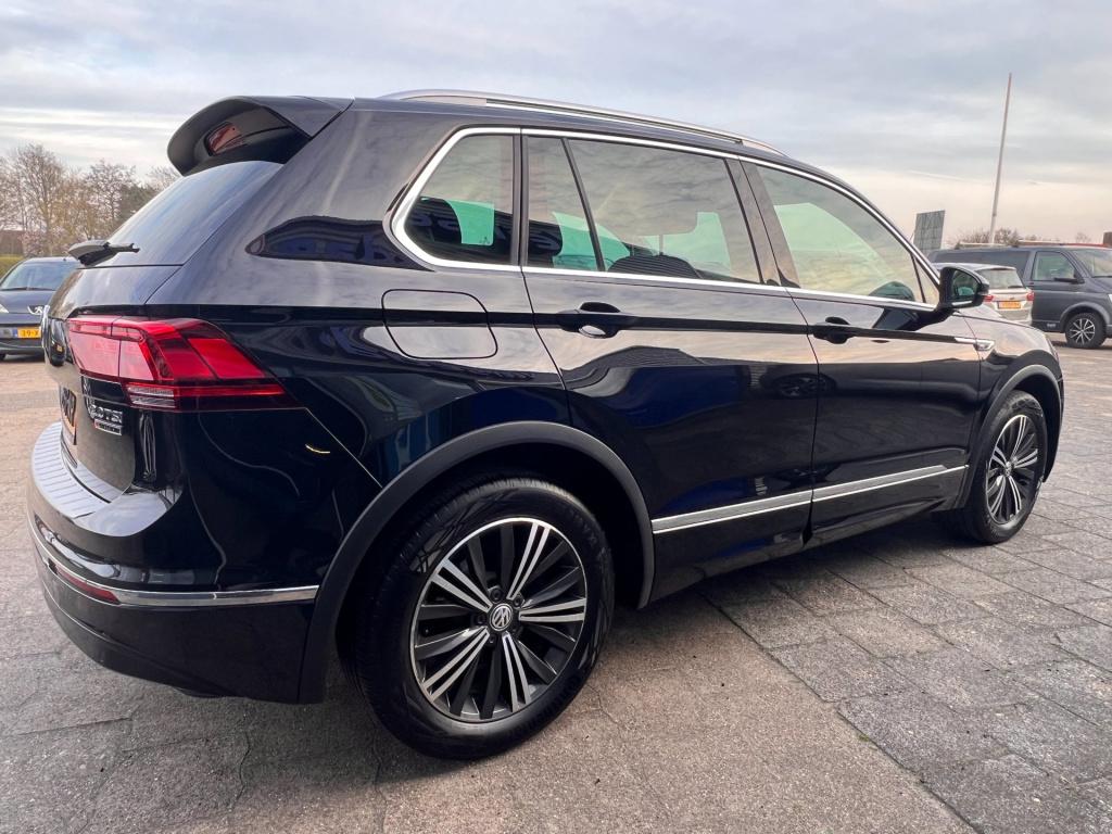 Volkswagen Tiguan 2.0 tsi 4motion r-line highline, virtual cockpit, trekhaa