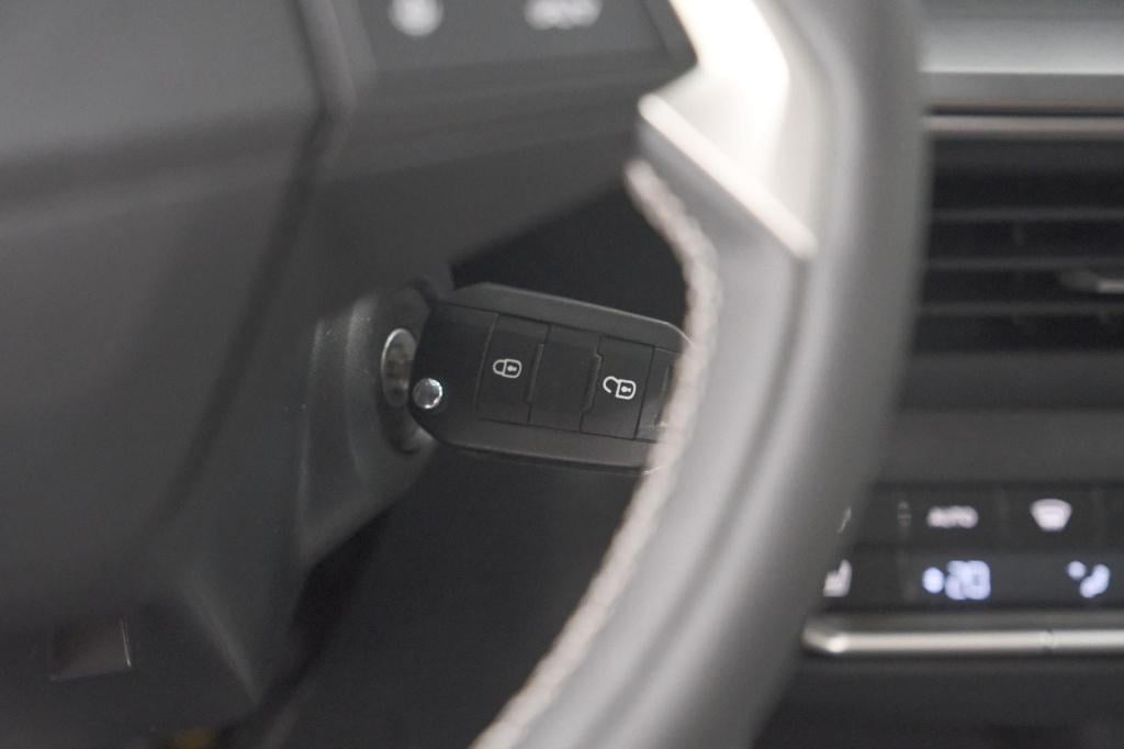 Opel Frontera 1.2 turbo hybrid 136 gs | allseason banden | comfort pakket |