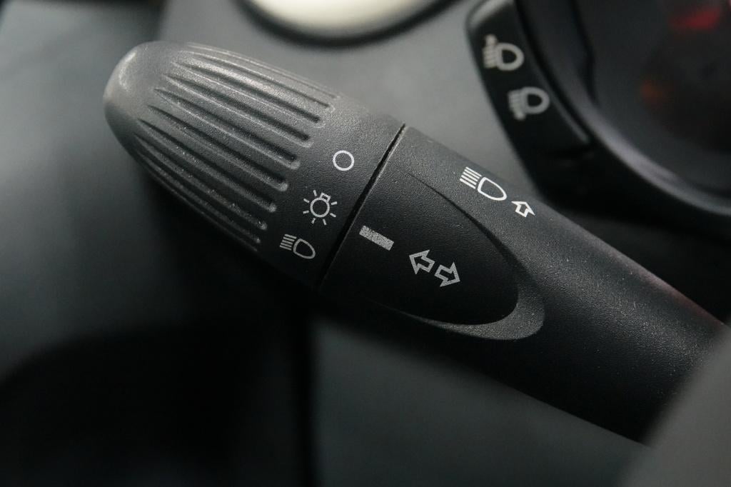 Ford KA 1.2 comfort | airco | 14 " |