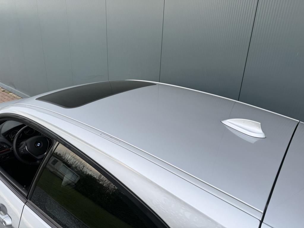 BMW 1 Serie 114i executive business+ 3-drs