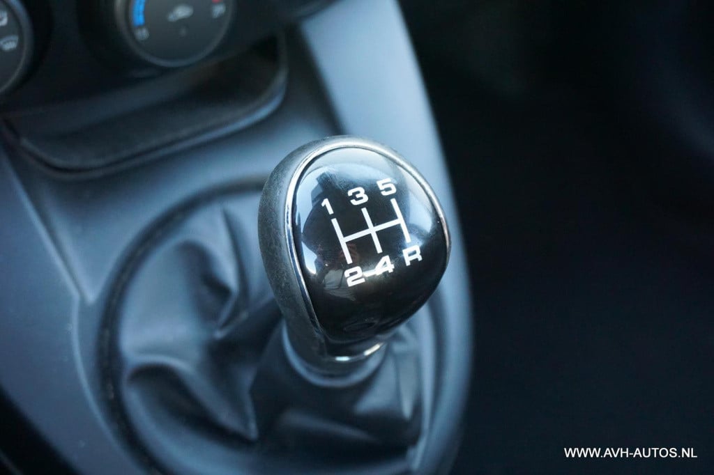 Mazda 2 1.3hp s-vt executive