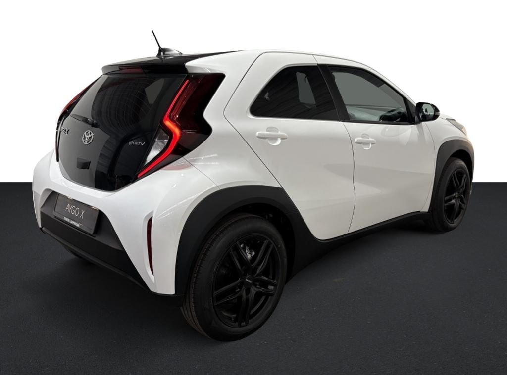 Toyota Aygo x 15 hydrid play | black & white |