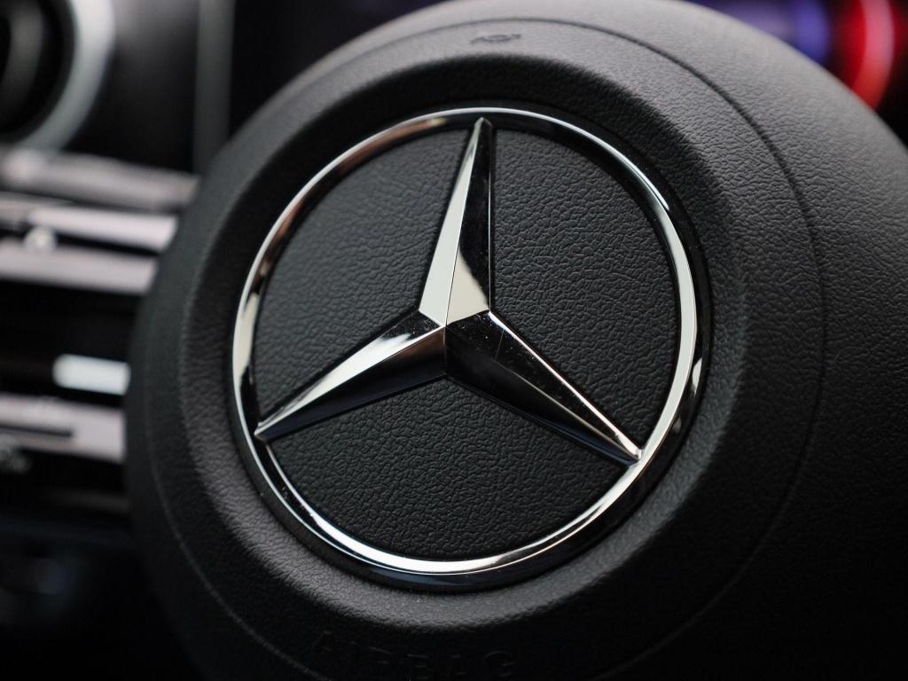 Mercedes-Benz C-Klasse 300 e amg line | automaat | panoramadak | climate co