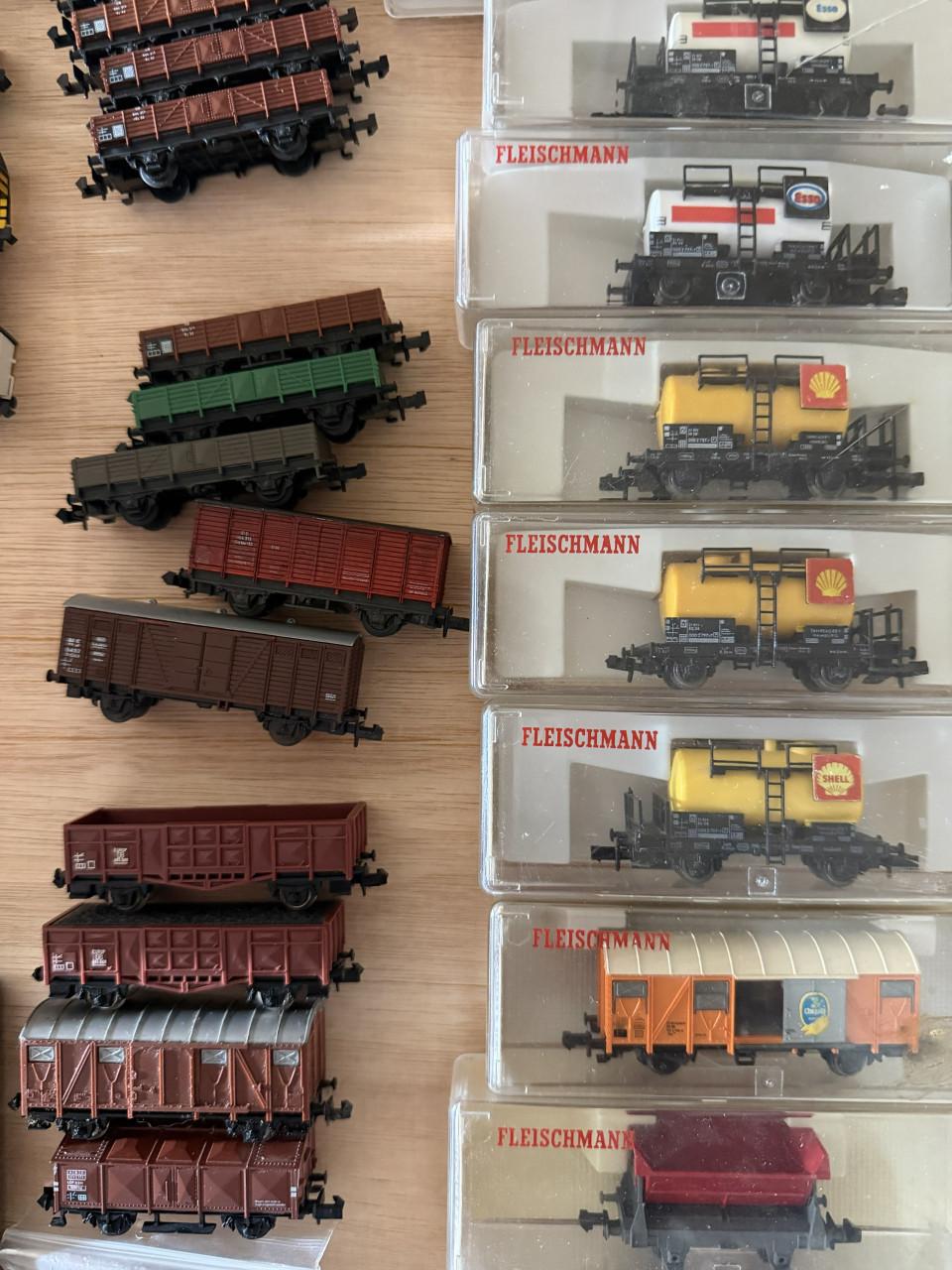 Minitrix Fleischmann Roco Arnold Lima n-spoor treinen en wagons
