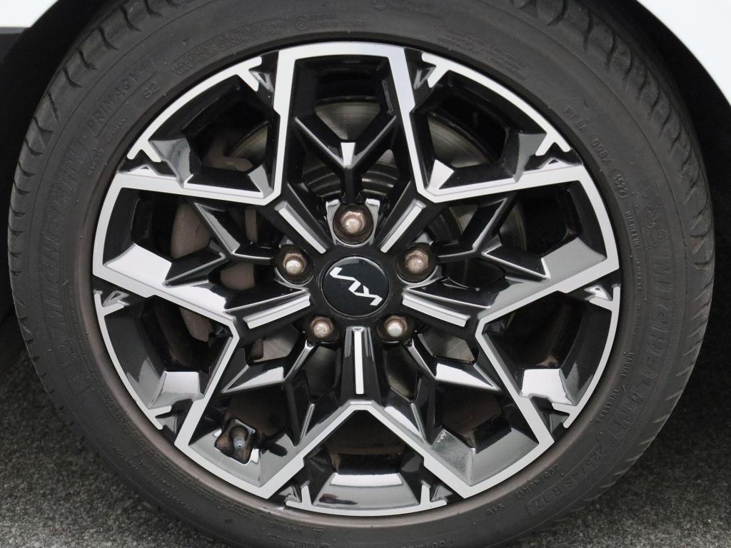 Kia Cee'd 1.5 t-gdi gt-line | panoramadak | navigatie | half leder | apple 
