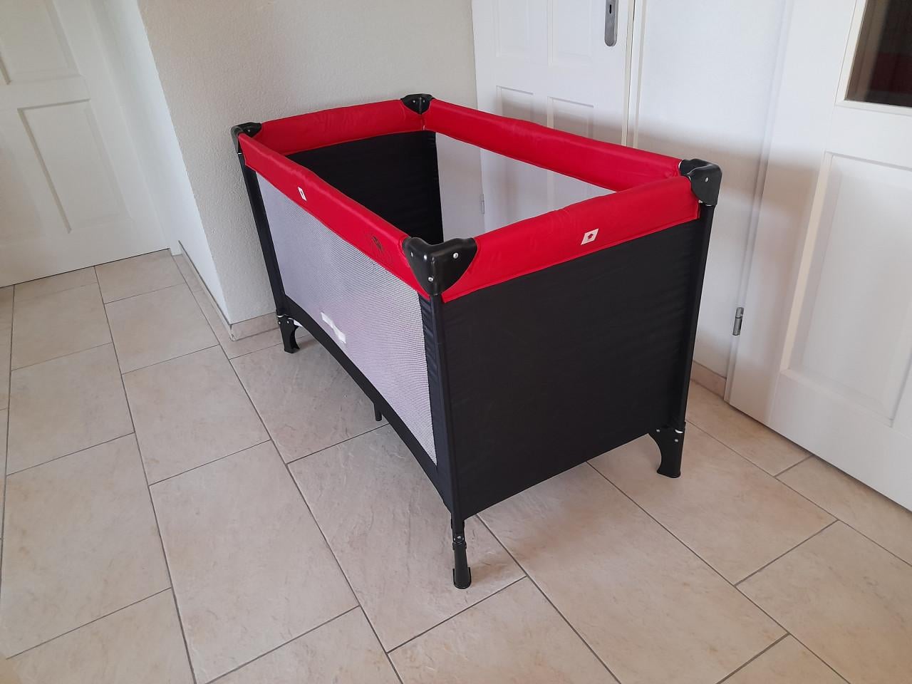 Campingbedje (in goede staat )