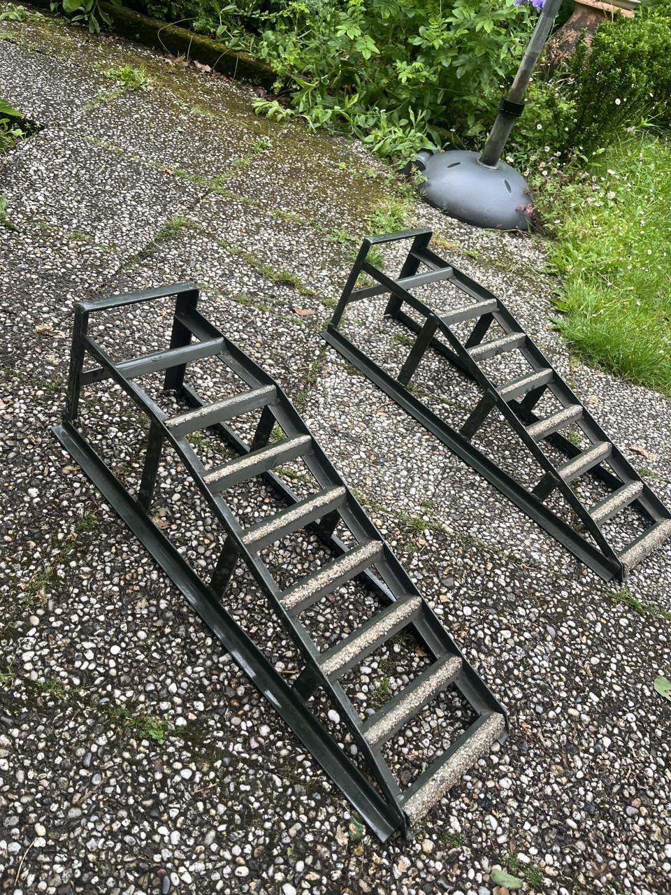 Oprijbokken / oplopers / brug auto