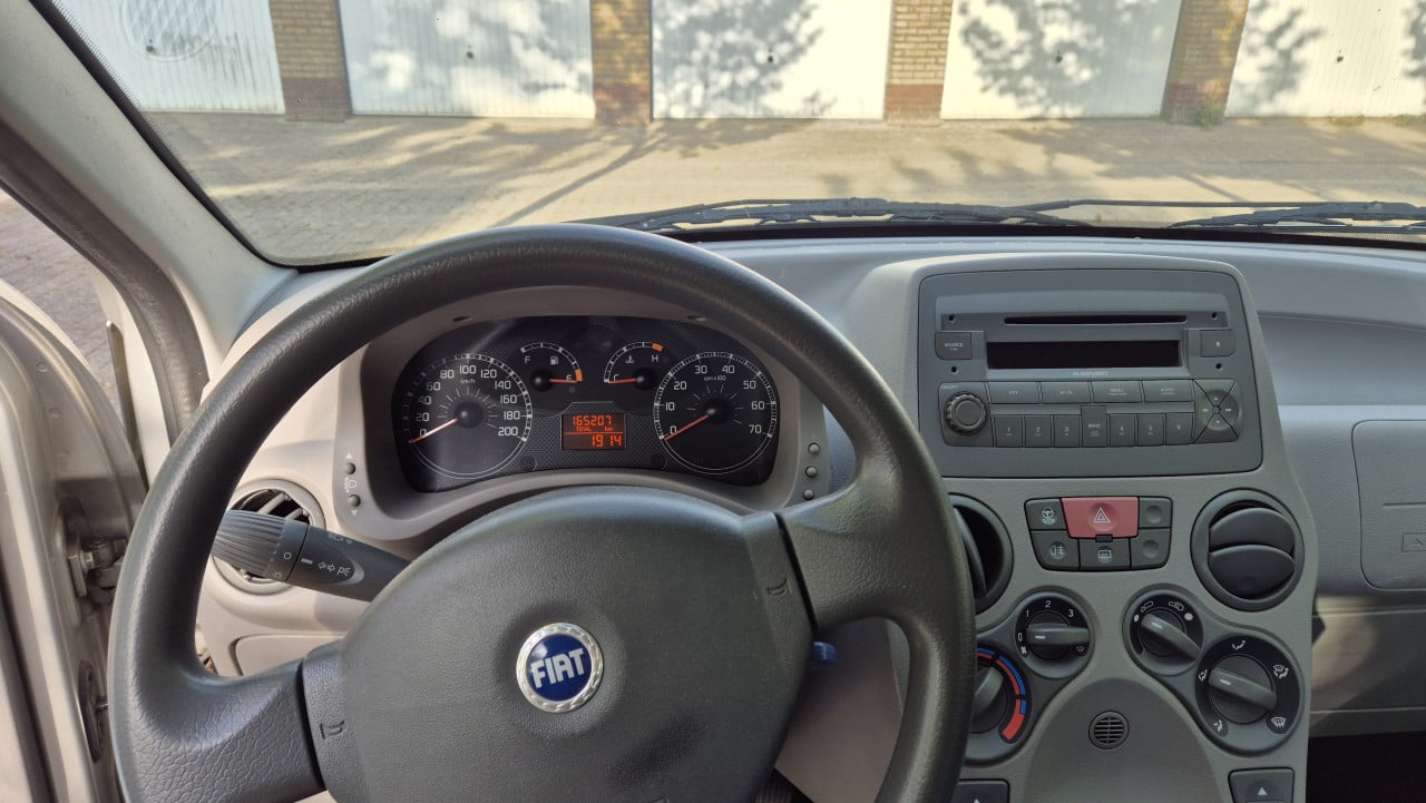 Fiat Panda 1.2 2005 grijs - met nieuwe APK