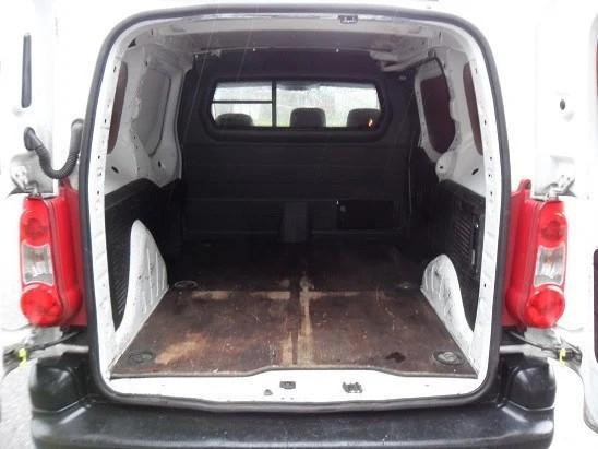 Citroen Berlingo 1.6 HDIF 600 Club 3 Persoons/Airco/Elek.pakket/BJ 2010